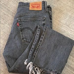Black Levi’s 501 jeans